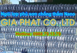 Ngói lợp đất nung phủ sơn chống thấm màu xanh mực